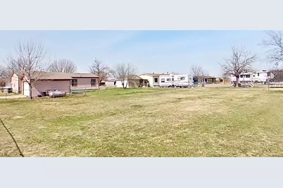 1106 Spring Flower Drive, Krum, TX 76249 - Photo 4