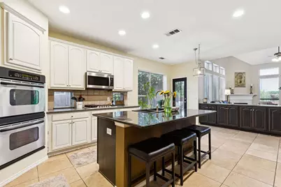 11001 Walden Court, Frisco, TX 75033 - Photo 12