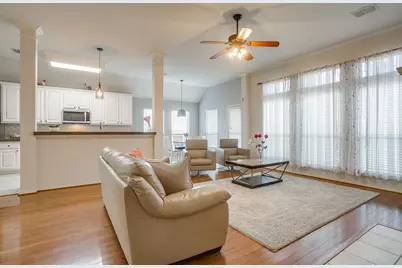 6425 Greenbriar Lane, Fort Worth, TX 76132 - Photo 8