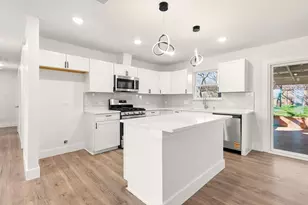 1117 Wade Dr, Bedford, TX 76022 - Photo 4