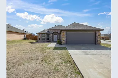 1500 Christi Ln, Graham, TX 76450 - Photo 2