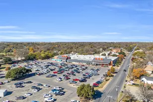 603 Lilly St, Cleburne, TX 76033 - Photo 28