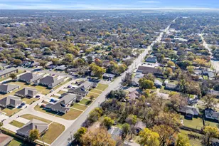 603 Lilly St, Cleburne, TX 76033 - Photo 26