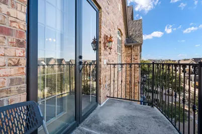 554 Rockingham Drive, Irving, TX 75063 - Photo 32