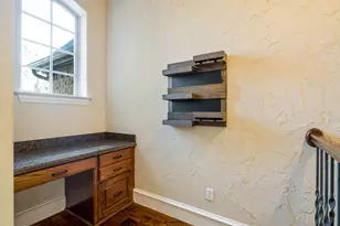 554 Rockingham Dr, Irving, TX 75063 - Photo 8