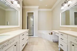 554 Rockingham Dr, Irving, TX 75063 - Photo 22