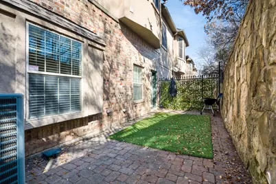 554 Rockingham Drive, Irving, TX 75063 - Photo 34