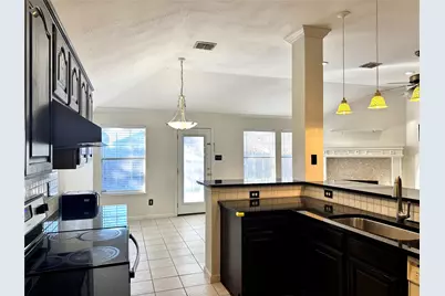 3202 Cliff Oaks Drive, Corinth, TX 76210 - Photo 4