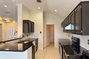 3202 Cliff Oaks Dr, Corinth, TX 76210 - Photo 6