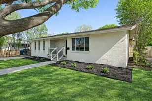 8570 Sweetwood Dr, Dallas, TX 75228 - Photo 2