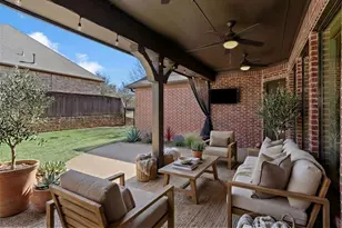 5919 Dry Creek Ln, Arlington, TX 76017 - Photo 6