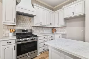 8232 Fenwick Dr, North Richland Hills, TX 76182 - Photo 12