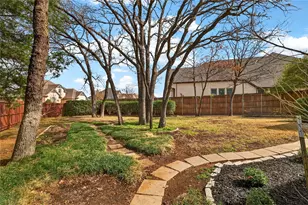 8232 Fenwick Dr, North Richland Hills, TX 76182 - Photo 34