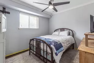 821 Belaire Dr, Burleson, TX 76028 - Photo 6