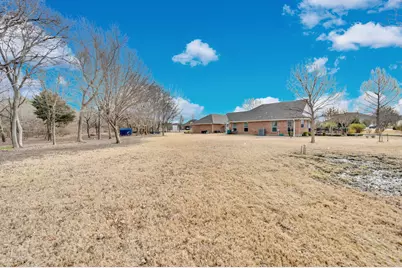 211 Walker Court N, Waxahachie, TX 75167 - Photo 4
