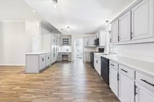 17778 Country Club Dr, Kemp, TX 75143 - Photo 10