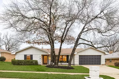 1812 Park Hill Drive, Arlington, TX 76012 - Photo 1