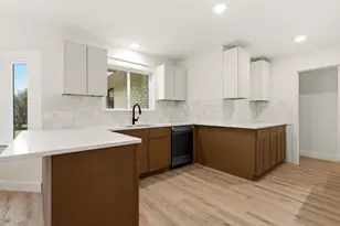 1812 Park Hill Dr, Arlington, TX 76012 - Photo 10