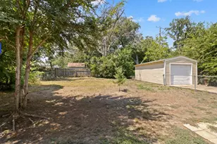 1424 Bowie Dr, Corsicana, TX 75110 - Photo 22