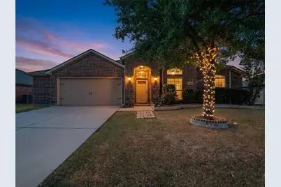 216 Wolf Drive, Forney, TX 75126 - Photo 2