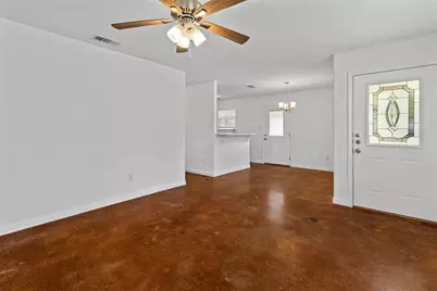 804 E 5th Street, Bonham, TX 75418 - Photo 2