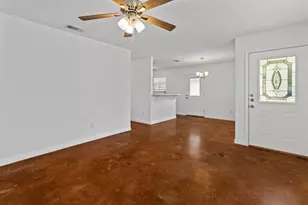804 E 5th St, Bonham, TX 75418 - Photo 2
