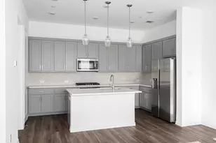 2217 Adena Spgs Dr, Allen, TX 75013 - Photo 4