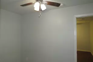 1026 Thomas St, Denton, TX 76201 - Photo 10