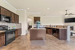 8400 Sioux Trail, Aubrey, TX 76227 - Photo 10