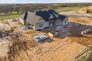 122 Guynell Rdg, Decatur, TX 76234 - Photo 1