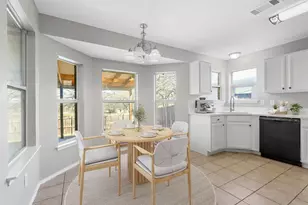 1610 Merritt Dr, Mansfield, TX 76063 - Photo 10