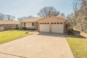 7628 Craig St, Fort Worth, TX 76112 - Photo 6