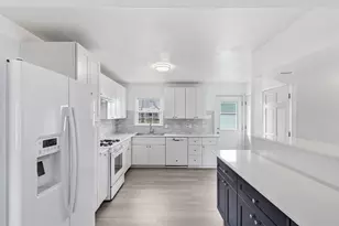 1320 Dale Dr, Garland, TX 75041 - Photo 4