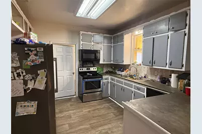 1702 Avenue C, Brownwood, TX 76801 - Photo 8