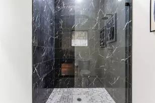 8910 Wadlington Ave, Dallas, TX 75217 - Photo 22