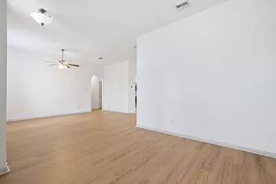 1233 Valley Oaks Drive, Lewisville, TX 75067 - Photo 8