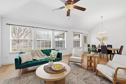 1233 Valley Oaks Drive, Lewisville, TX 75067 - Photo 22