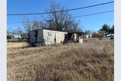 807 Bois D Arc Street, Whitewright, TX 75491 - Photo 4