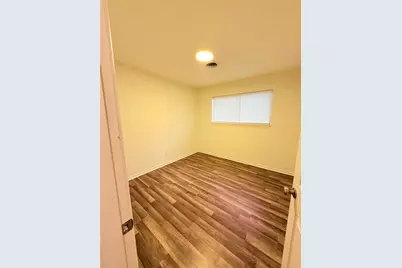 5469 Wayside Avenue, Fort Worth, TX 76134 - Photo 10