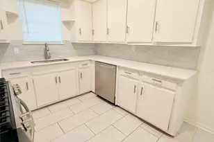 5469 Wayside Ave, Fort Worth, TX 76134 - Photo 6