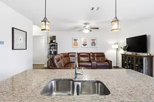 3425 Eloise Ln, Krum, TX 76249 - Photo 16