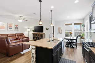 3425 Eloise Ln, Krum, TX 76249 - Photo 14