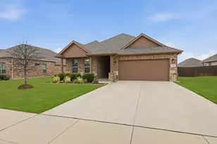3425 Eloise Ln, Krum, TX 76249 - Photo 4