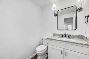 200 Eagle Ct, Bedford, TX 76021 - Photo 32