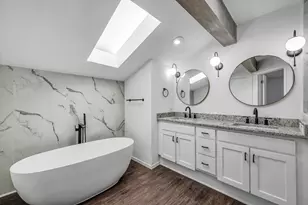 200 Eagle Ct, Bedford, TX 76021 - Photo 26