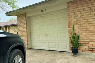 1725 Peach Tree Ct, Harlingen, TX 78550 - Photo 2