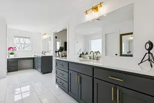 5742 4 Seasons Ln, McKinney, TX 75071 - Photo 10