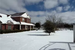 103 Tusk Ct, Weatherford, TX 76085 - Photo 2