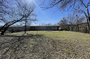 2513 Greenway St, Arlington, TX 76010 - Photo 10