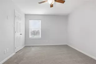 734 Pangburn St, Grand Prairie, TX 75051 - Photo 12